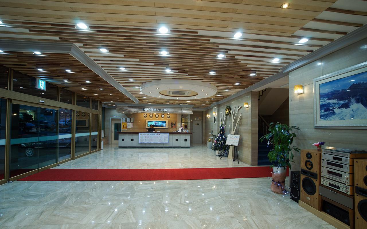 Hotel Raum Jeju Exterior foto