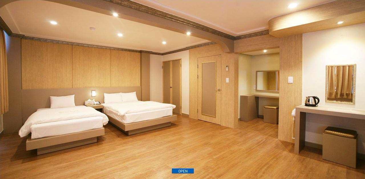 Hotel Raum Jeju Exterior foto